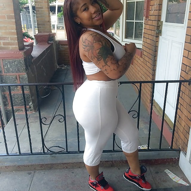 Thick Latinas adult photos