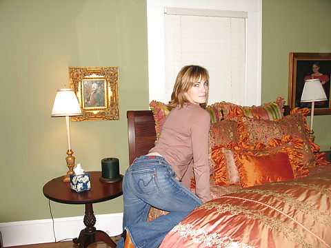 Mary: Dreaming of Black Cock adult photos