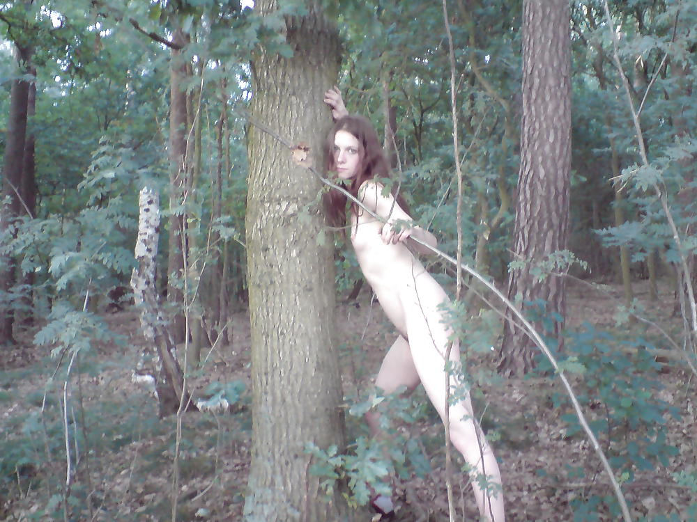 YOUNG ALEXANDRA EXPOSED adult photos