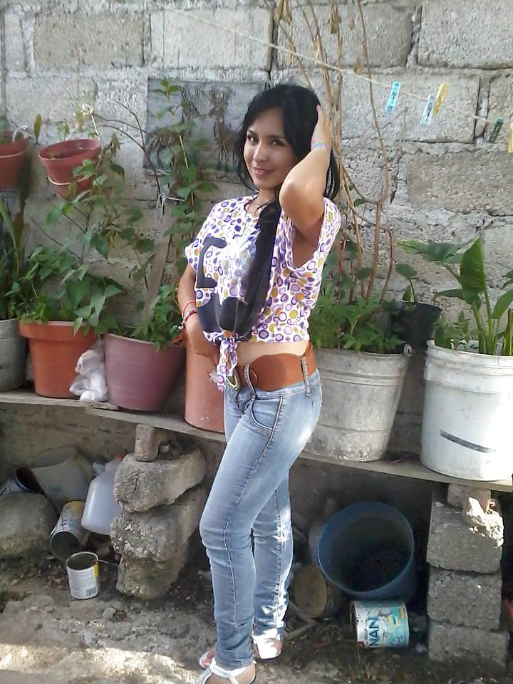 VECINAS ZORRAS II adult photos