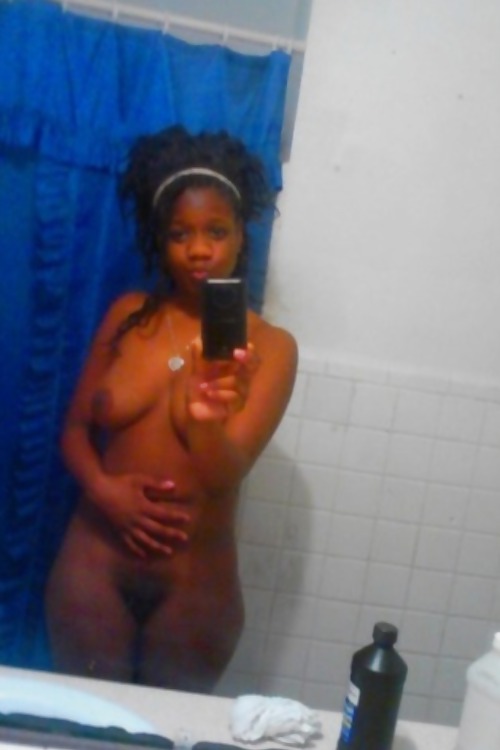 Amateur Black Girls Vol 1 adult photos