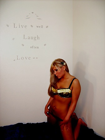 ThinkPINK & IE GIRLS Ode Horny Kendall Foxx adult photos