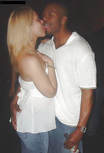 Interracial Kissing adult photos