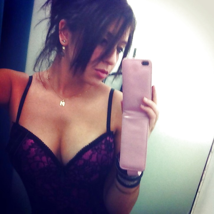 SUPER HOT SELFIES adult photos