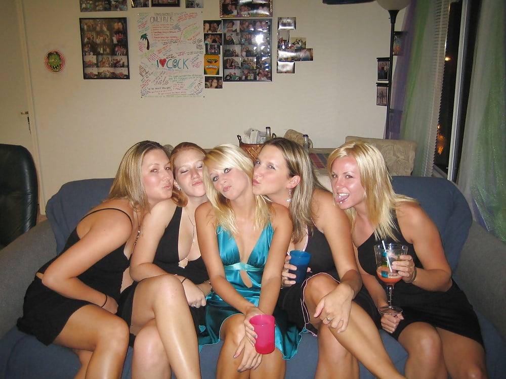 Voyeur.Candid.27 adult photos