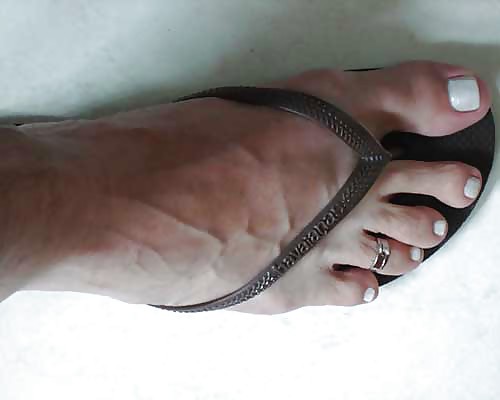 FLIP FLOP MIX -PT2 adult photos