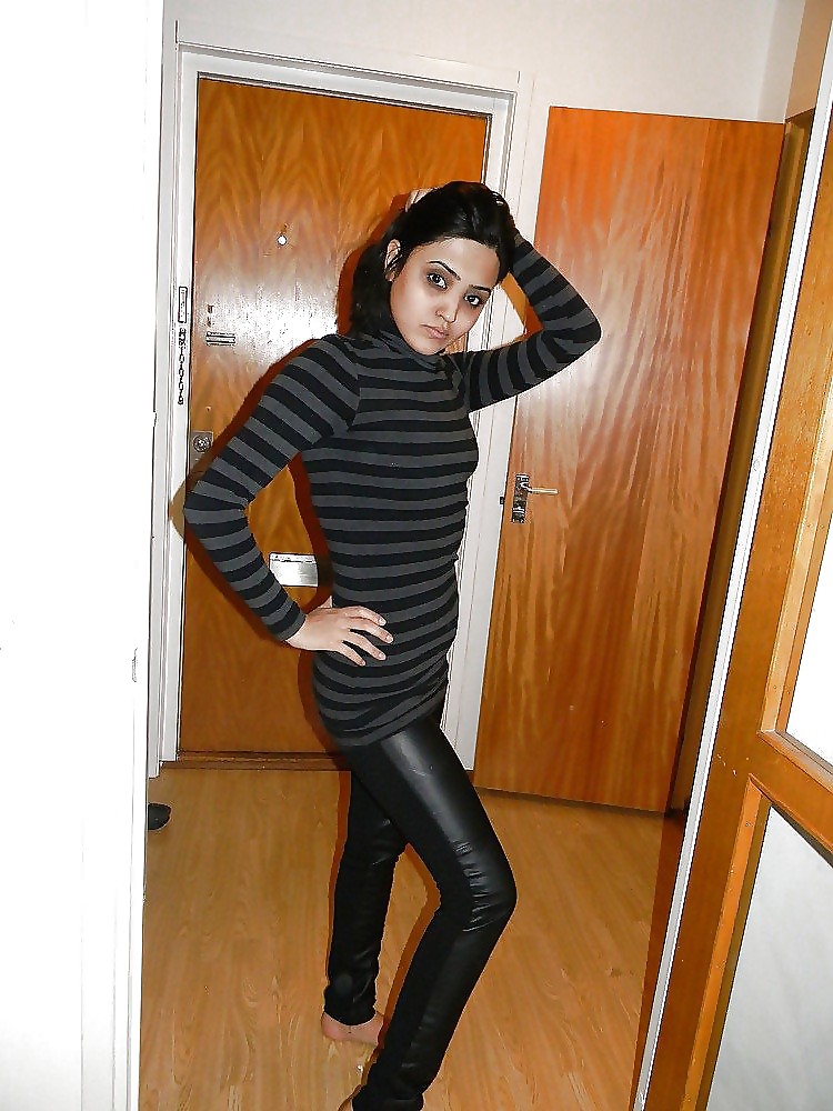 Hamster-Girls 2 adult photos