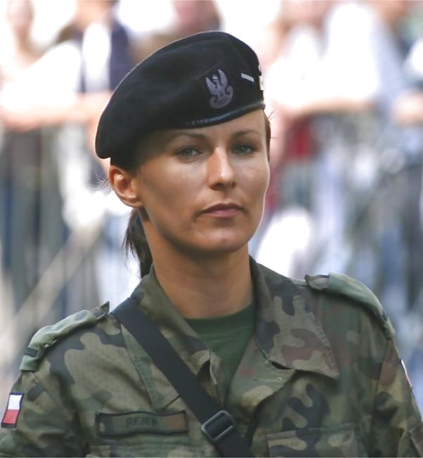 Polish women soldiers adult photos