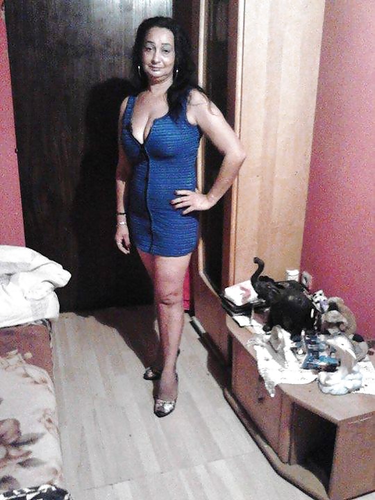 MILF Dukica Ciganka adult photos