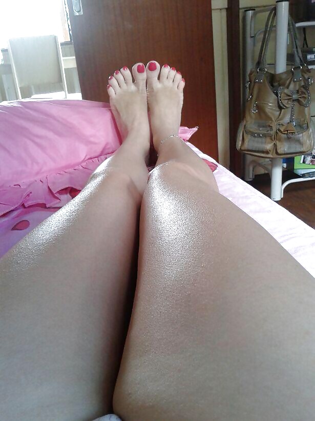 Suckable Red Toes eduaarda meeelo instagram adult photos
