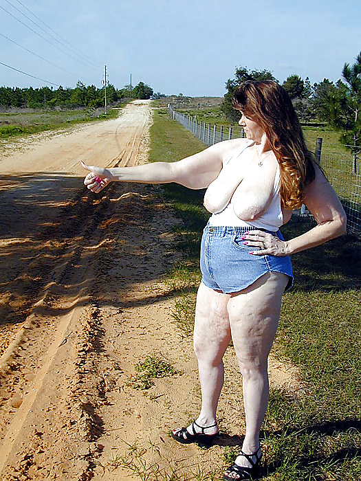 Robyn part 2. tall lanky BBW MILF adult photos