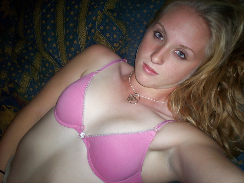 Leaked Ex GF Photos From Jealous BF's adult photos