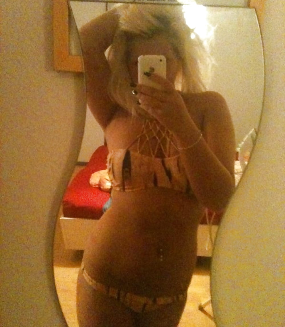 Horny Silly Selfie Teens (166) adult photos