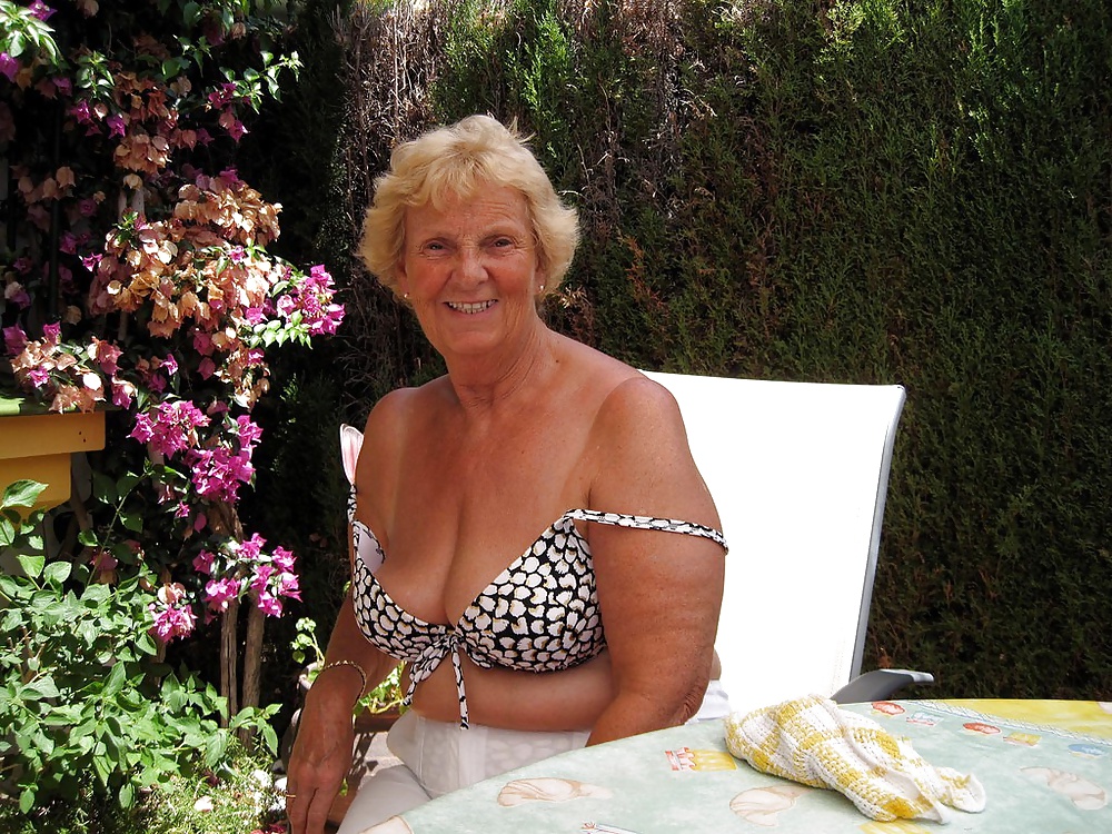 Amateur Grannies #2 adult photos