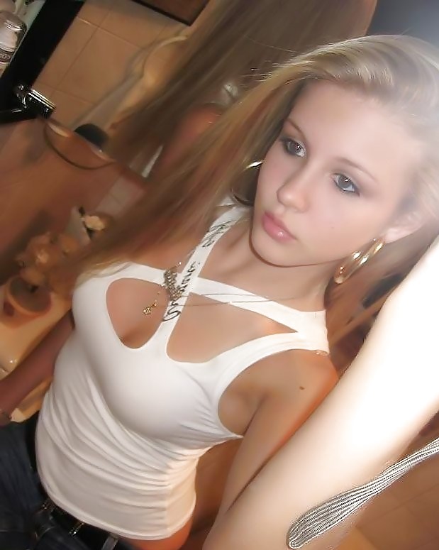 les jeunes salopes ( nonnude ) adult photos