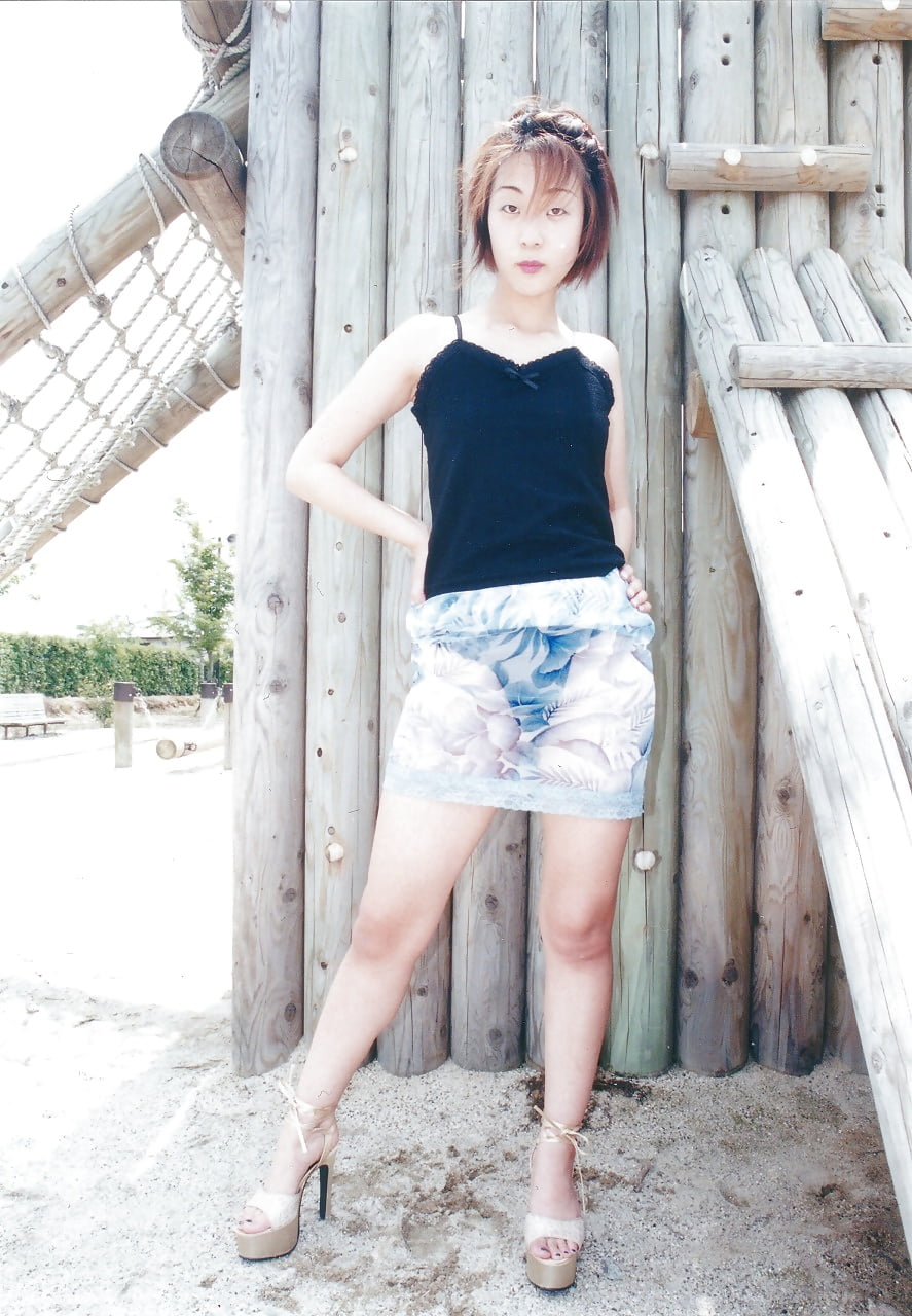 Japanese amateur outdoor 296 adult photos