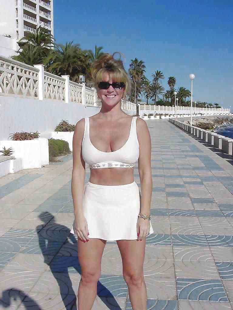 real hot moms adult photos