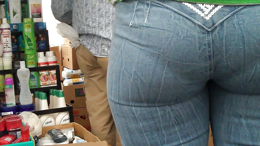 Tight ass & butt in jeans outlining panties so fine adult photos