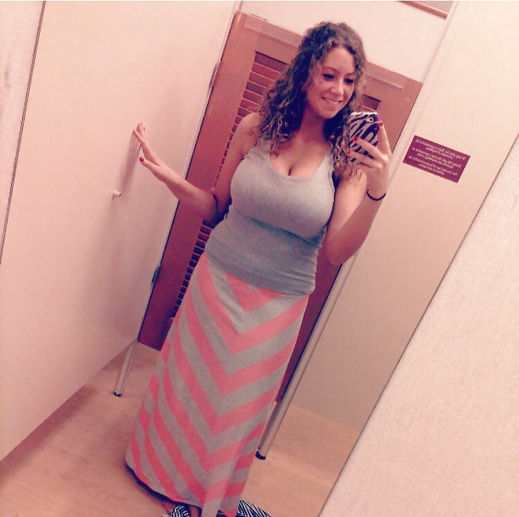 Hot & horny voluptuous chubby girls adult photos