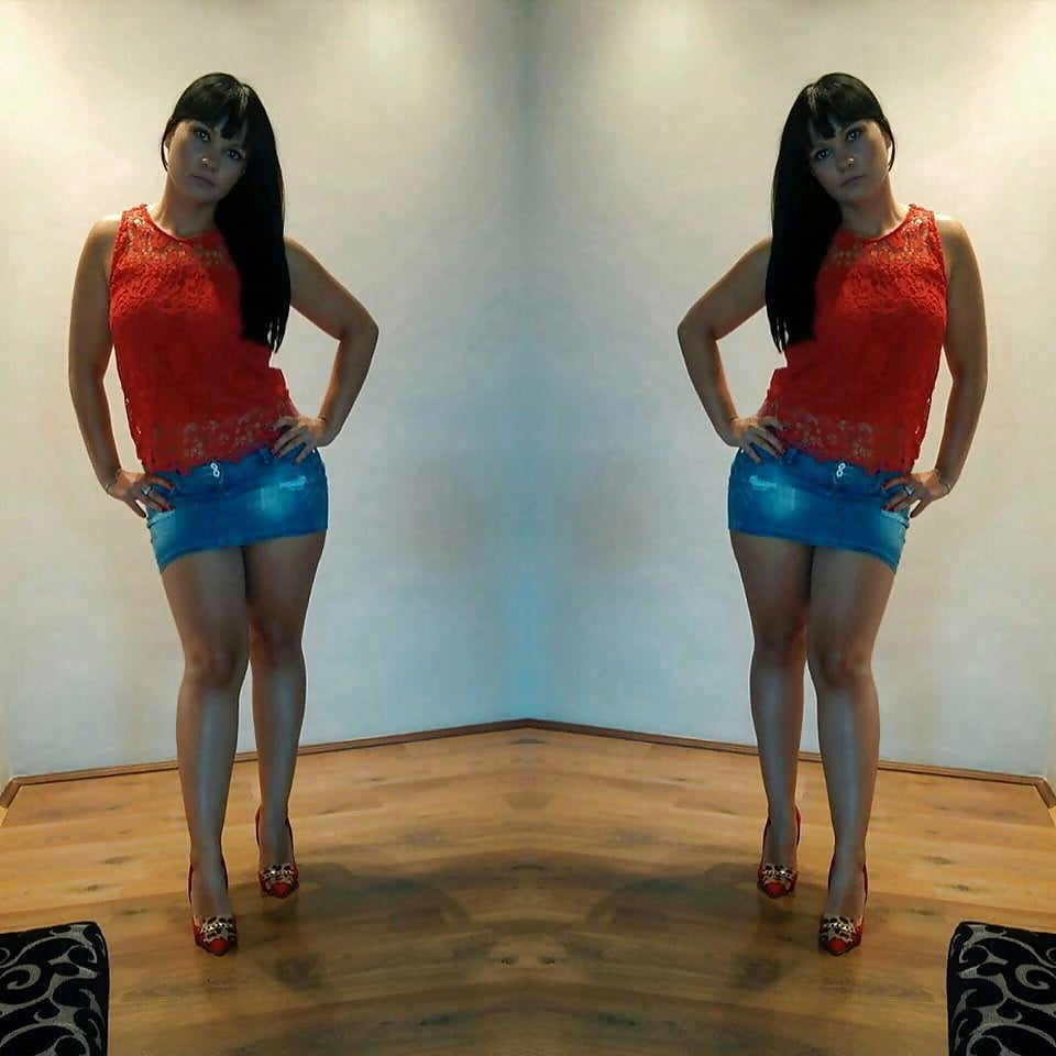 Andrea N. adult photos