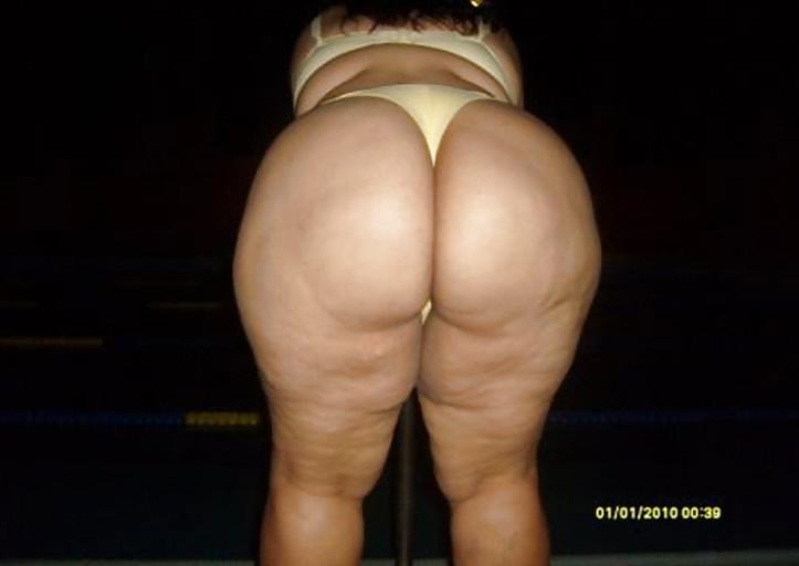 Big Booty 53 adult photos