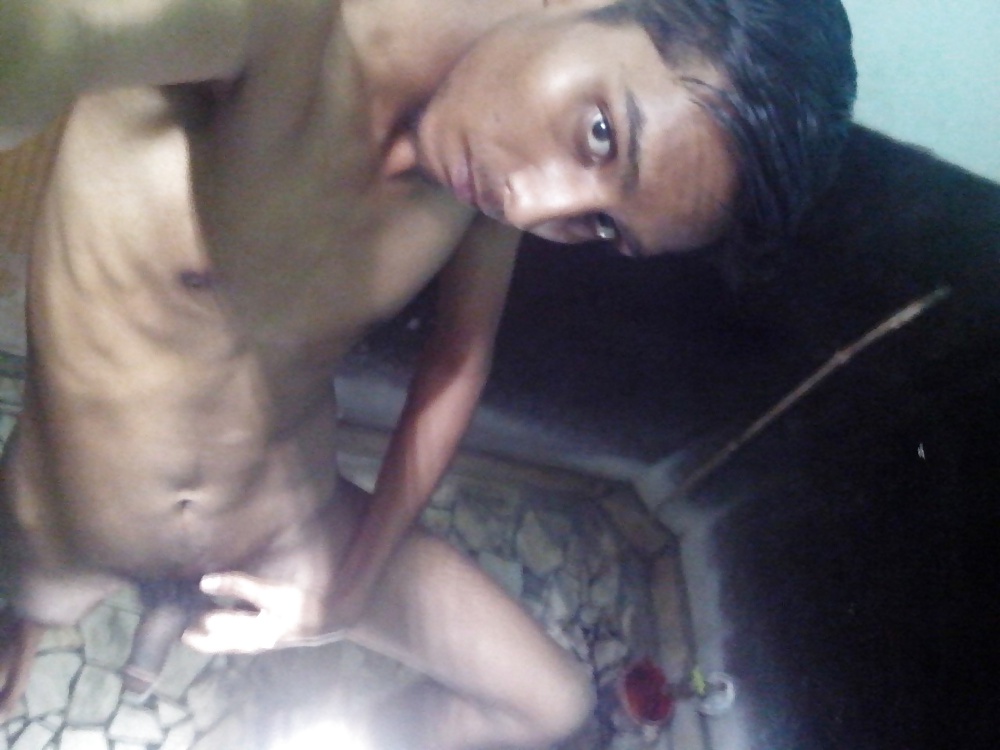 Ashutosh Sharma Indian Gay from Uttar Pradesh Kanpur adult photos