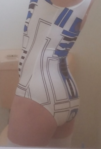 R2 D2 adult photos