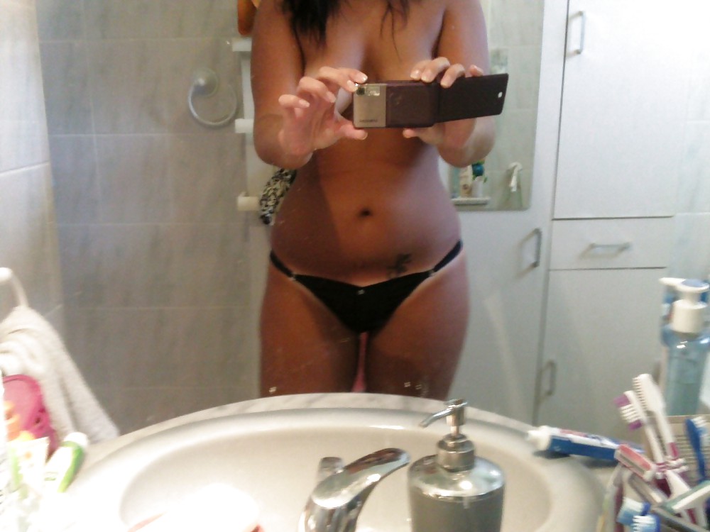 Some pictures of my ex GF  III Quelques photos de mes ex adult photos