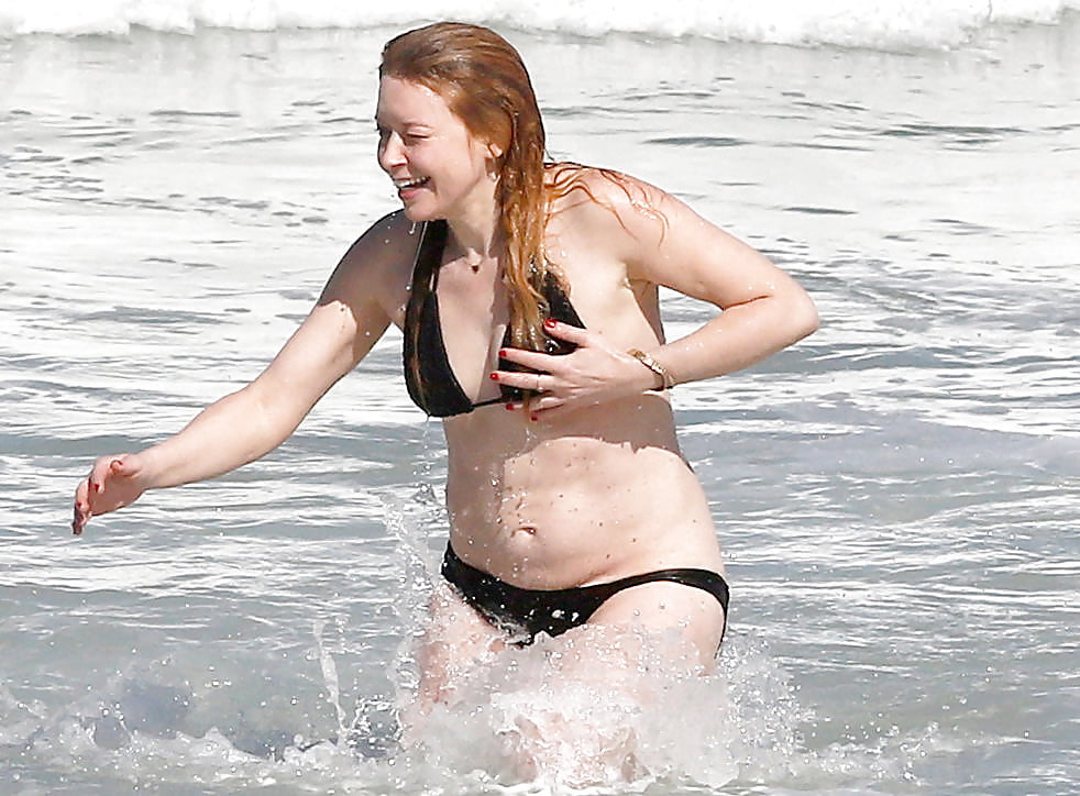 Natasha Lyonne Nip Slip At The Beach 7 Pics Xhamster 