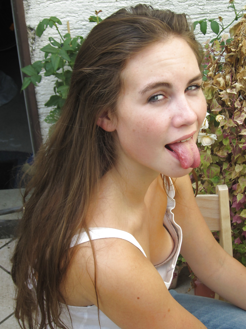 Teen Slut Cock-Face adult photos