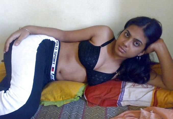 young and sexy Indian girls adult photos
