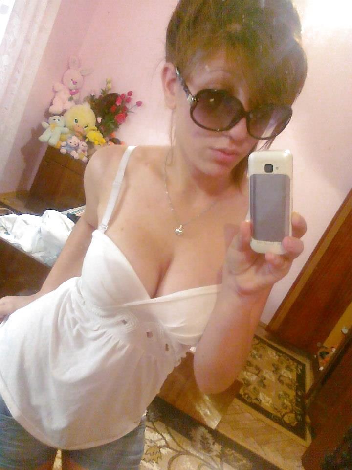 Bulgarian girl: Viktoria adult photos