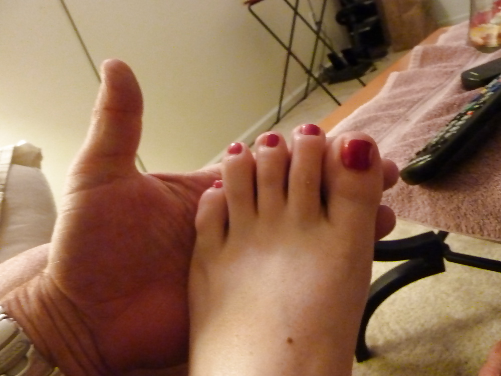 My GF's sexy feet! adult photos