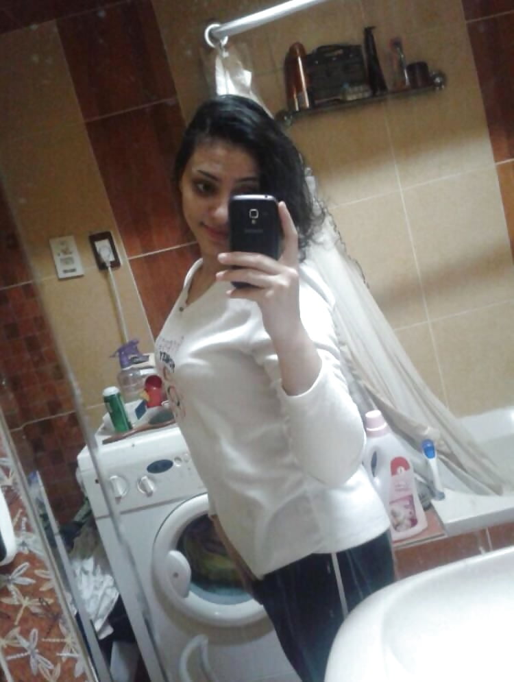 Hanan Arab Hijab Teen Salop adult photos