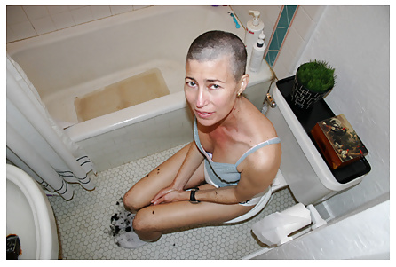Sexy Bald Women - Kel Kadinlar adult photos