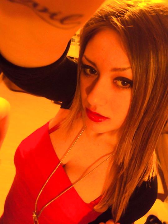 Bulgarian: Ioana adult photos