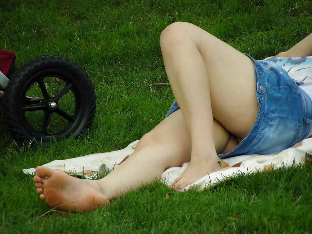 Voyeur.Candid.27-10 adult photos