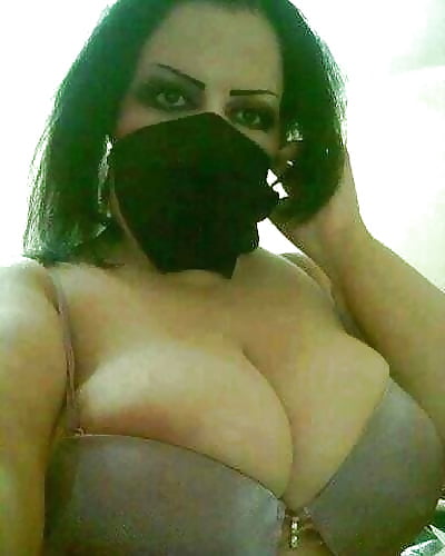 Arab 87 Bitch Niqab Hijab adult photos