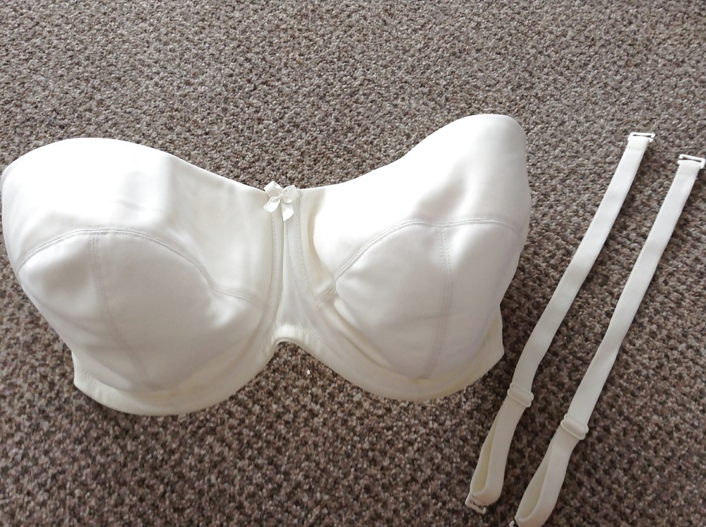 Used G cup bras adult photos