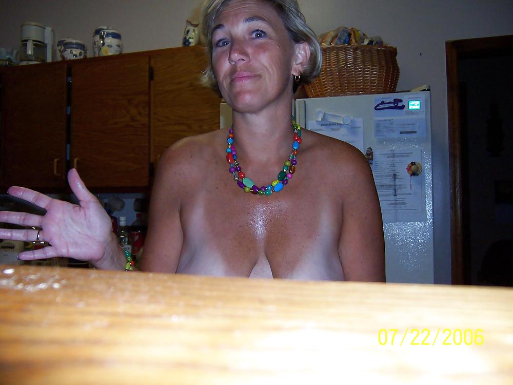 FANTASTIC MILF - SEXY AND HOT V adult photos