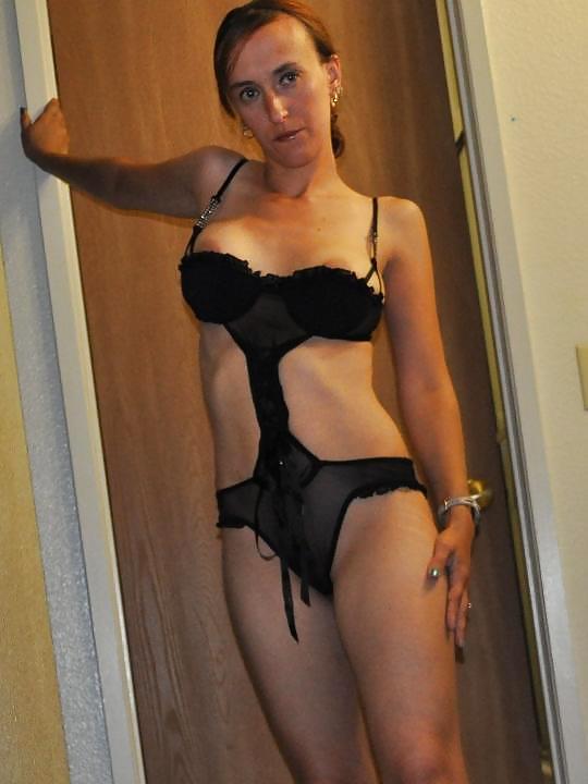 MOM ALONE adult photos