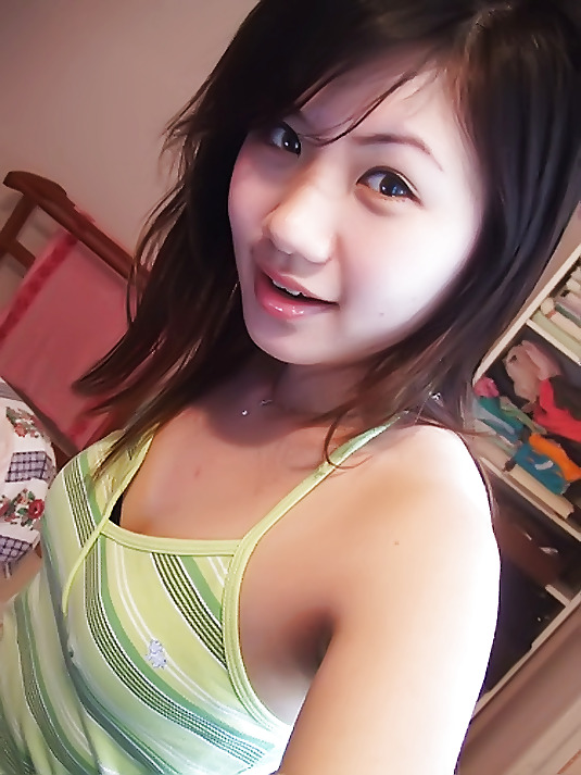 Sexy Asian Babes adult photos