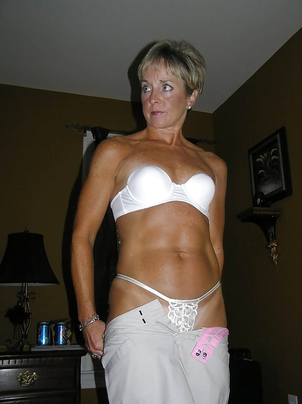 Best mature amateur ladies wearing white panties 9-pix mix. adult photos