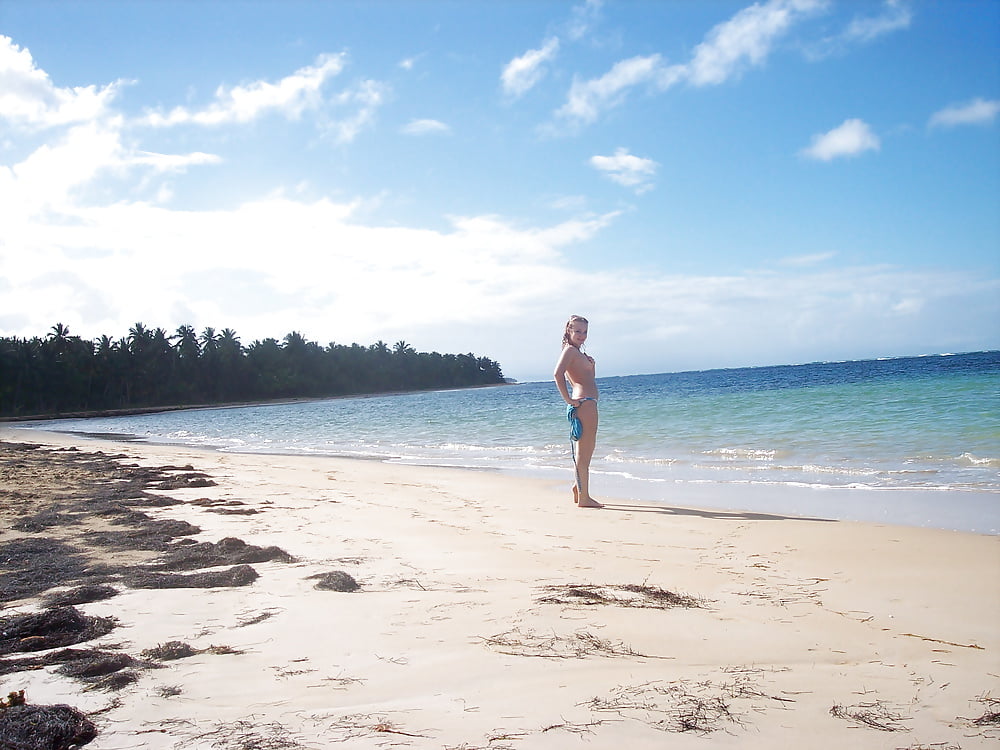 Young Couple on Vacation adult photos