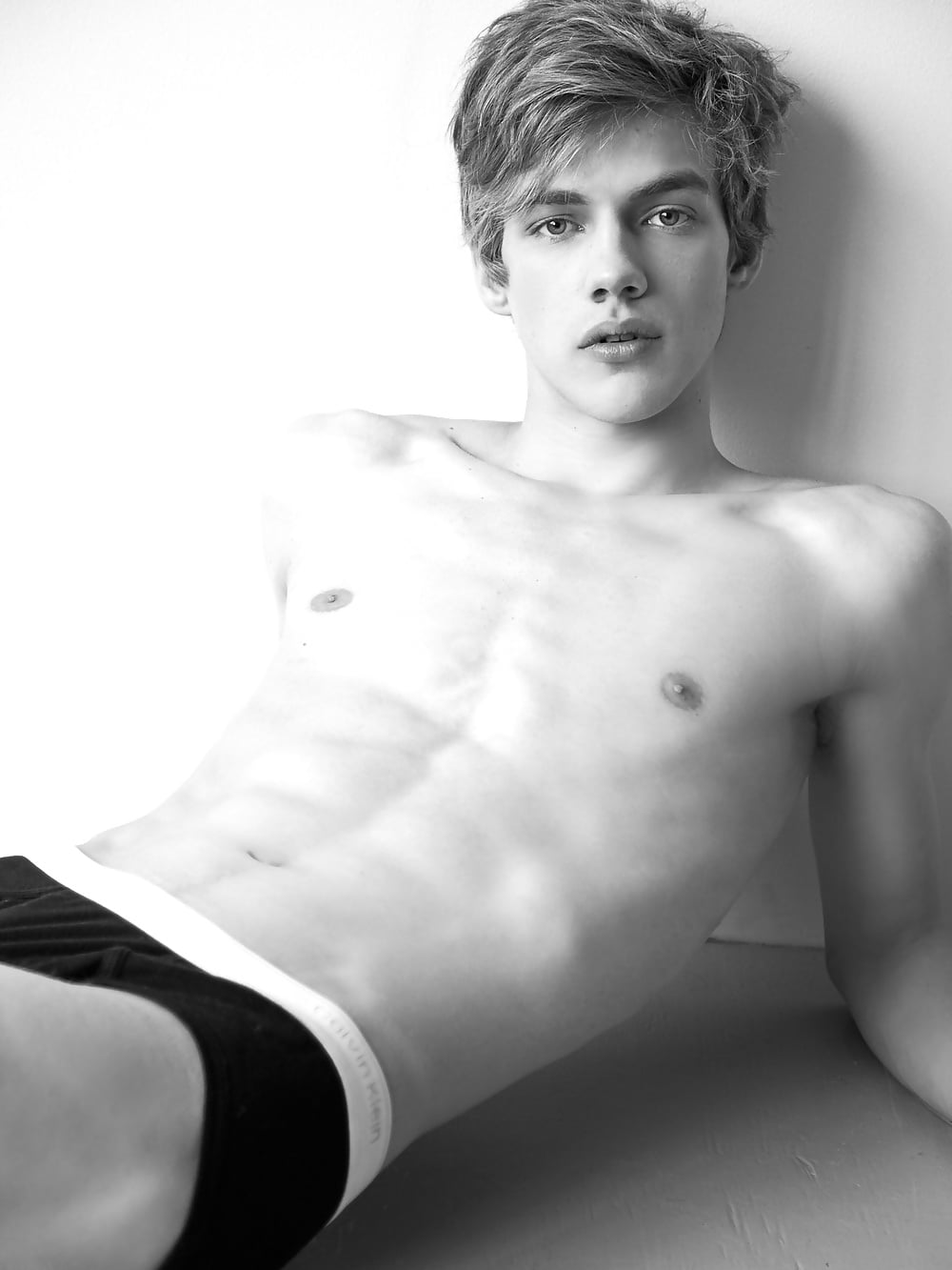 Naked Boy Twink Teen