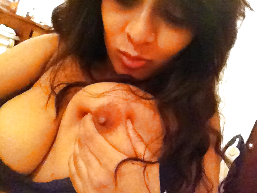Hot Indian teen Pussy adult photos