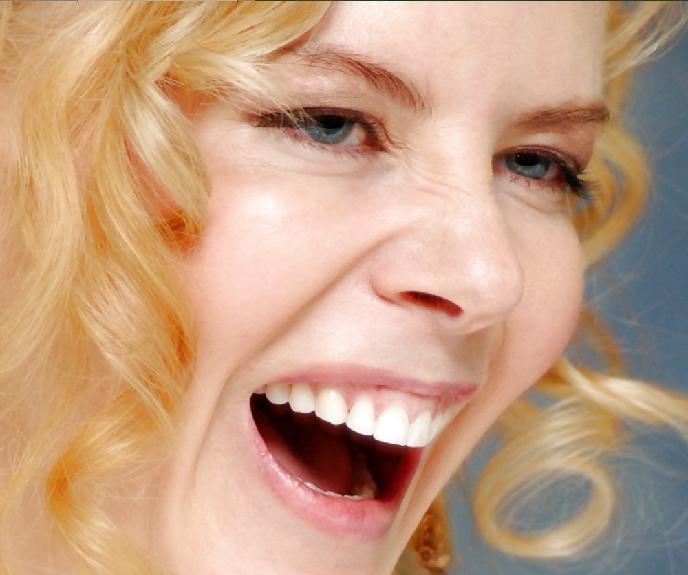 Nicole Kidman adult photos