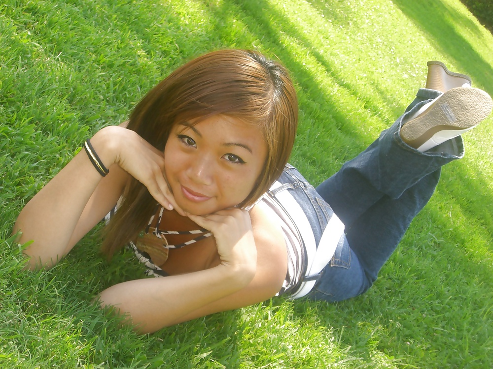 Pretty Amateur Asian adult photos