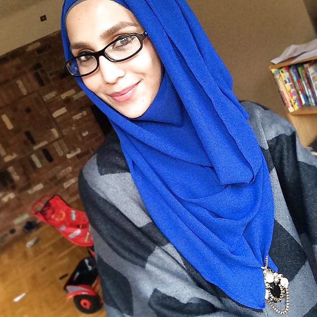 Cute sexy hijabi girl 6 - Cum tributes adult photos