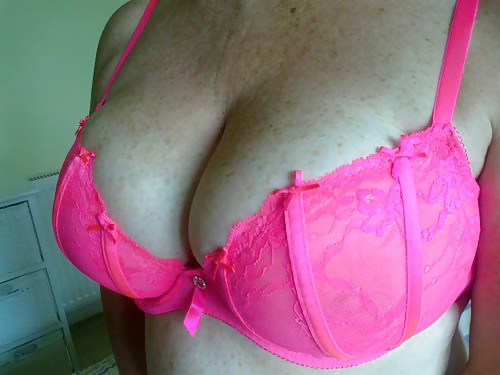 Woman their sell bra on the net adult photos